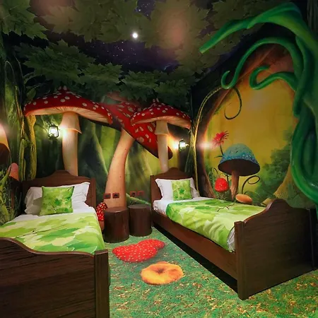 Gardaland Magic فندق كاستلْنْيوفو ديل غارد